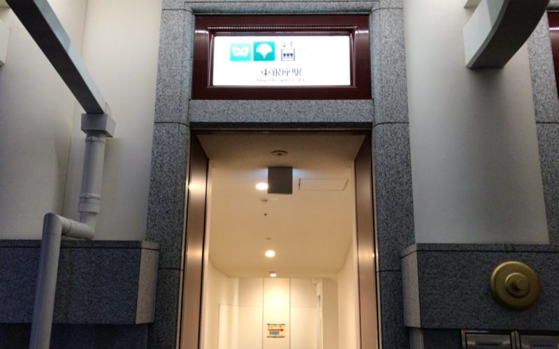 歌舞伎座の1Fにある東銀座駅行きのエレベーター乗り場