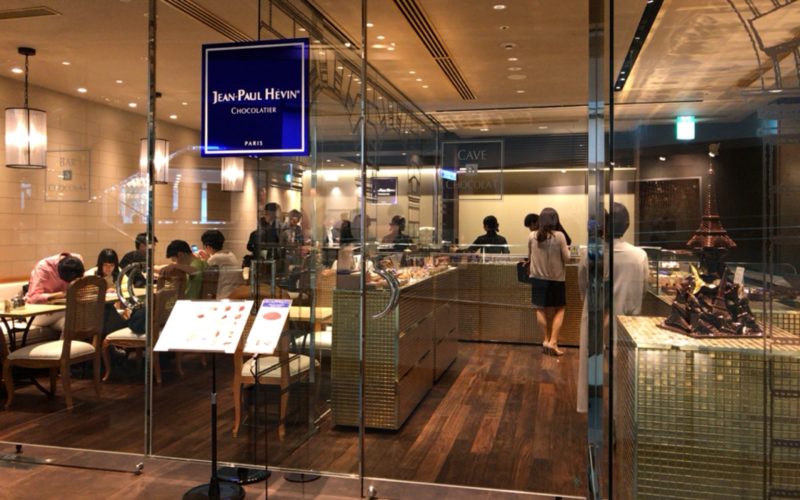 2017年6月8日(木)にリニューアルオープンされた表参道ヒルズ1Fにあるジャン=ポール・エヴァンの店内